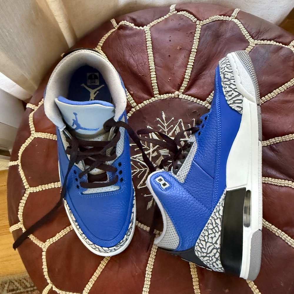 AIR JORDAN 3 VARSITY ROYAL BLUE